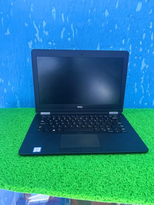 Dell latitude 7390 intel i5/8gb/256ssd