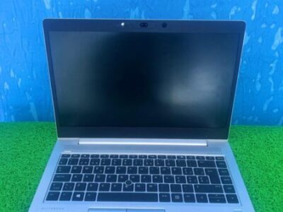 Hp EliteBook 830G5 i5/8gb/256ssd 8th gen