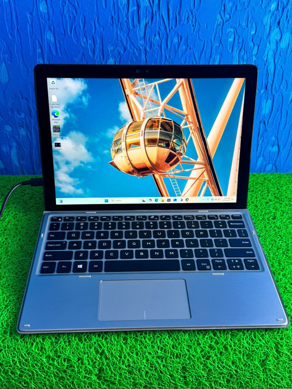 Dell latitude 7200 i5 16GB 512GB