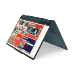 Yoga 7 14IML9 2-in-1 set in multimedia view