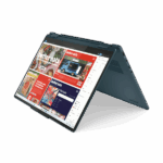 Yoga 7 14IML9 2-in-1 set in multimedia view