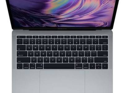 Apple MacBook Pro 13” (2017) – Intel Core i5 | 8GB RAM | 256GB SSD